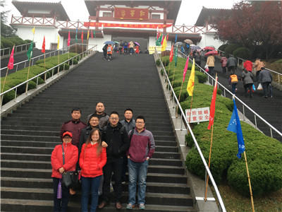 紅葉谷我們來了！--記泰安海數(shù)機(jī)械制造有限公司員工2015年濟(jì)南紅葉谷之旅